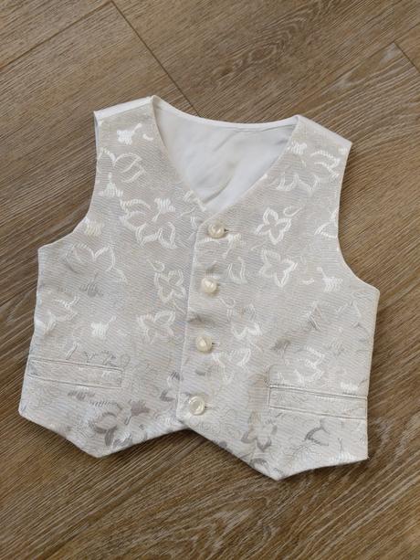 Slávnostný komplet, 92