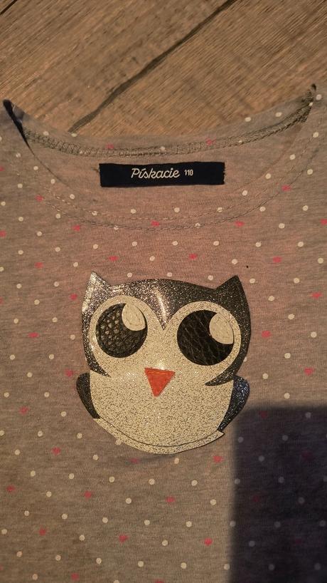 Pískacie tričko, 110
