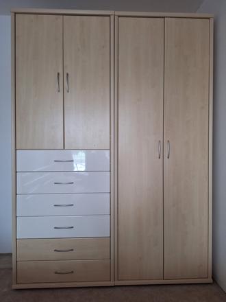 Spálňa, posteľ, skriňa, 