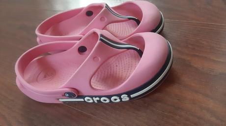 Crocs, crocs,25