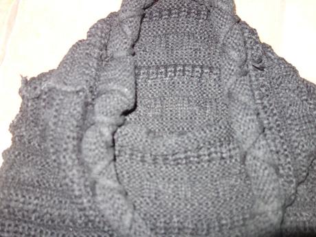 Cierny tunel nositelny aj ako pokryvka hlavy, m