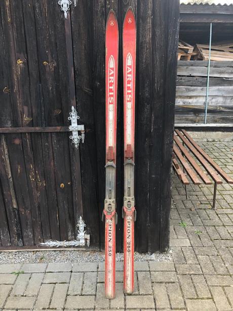 Staré lyže, 170-180 cm