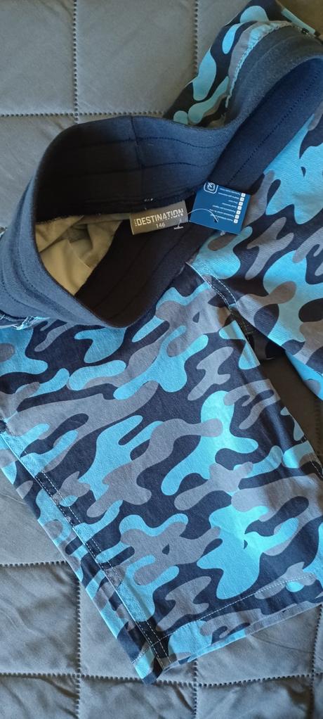 Chlapčenské kraťasy, 146