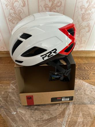 Cyklisticka prilba so šilcom, m / s