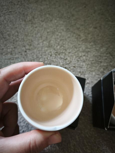 Nescafé šálky,