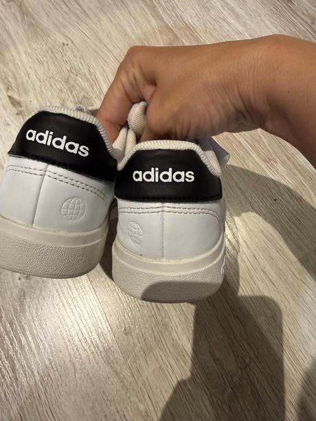 Tenisky adidas, adidas,32