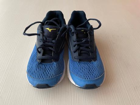 Športové tenisky, mizuno,32