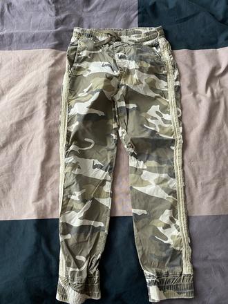 Nohavice v.č. 128, zara,128