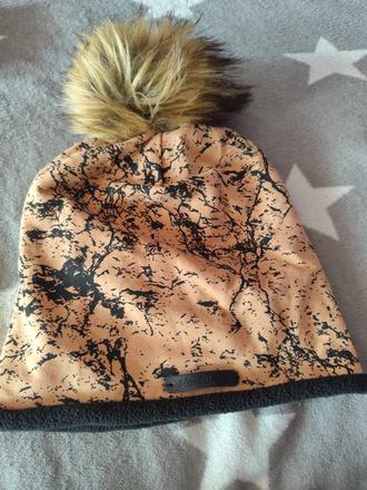 Čiapka na zimu, 128