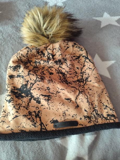 Čiapka na zimu, 128