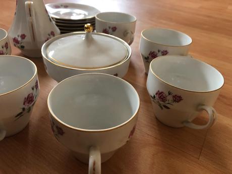 Čajová súprava vo vintage štýle, 