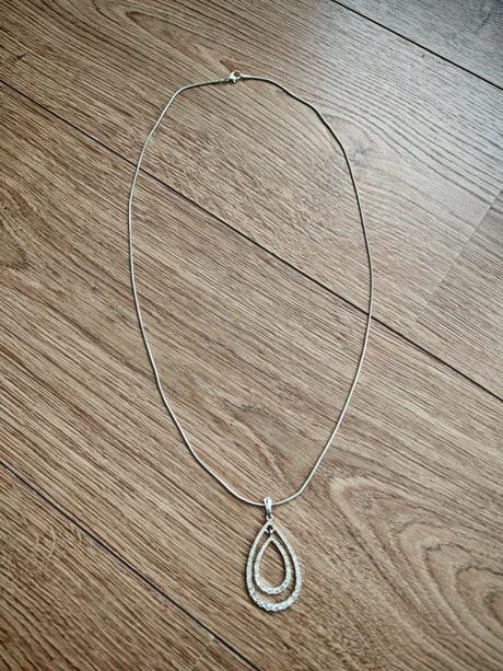 Krásny náhrdelník,