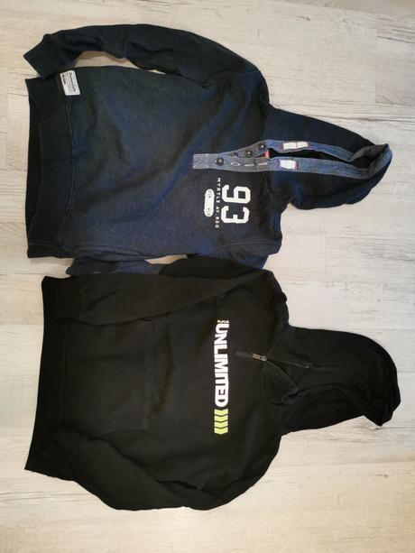 Krasne zachovale mikiny, reserved,140