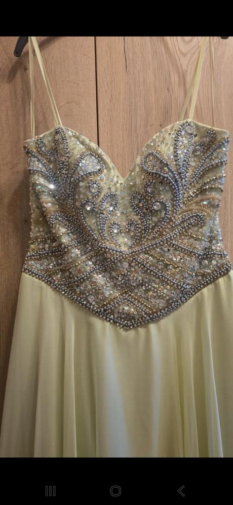 Spoločenské šaty, m