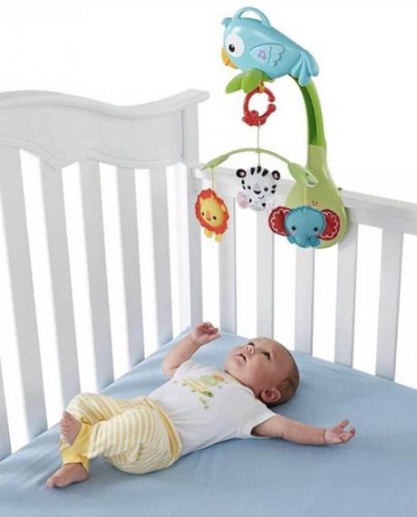 Kolotoc nad postielku 3v1 fisher price,