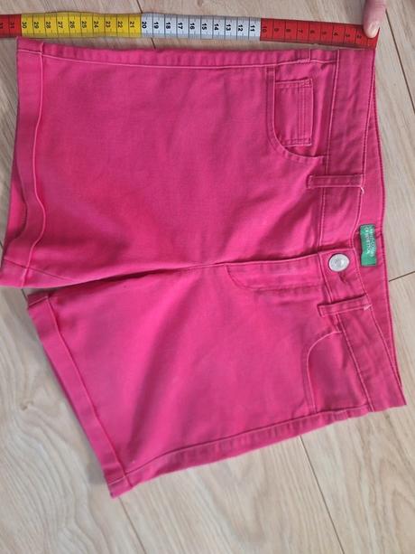 Šortky, benetton,128