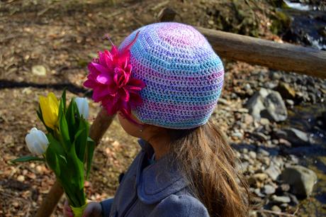 Háčkovaná čiapočka s kvetom, 50 - 158