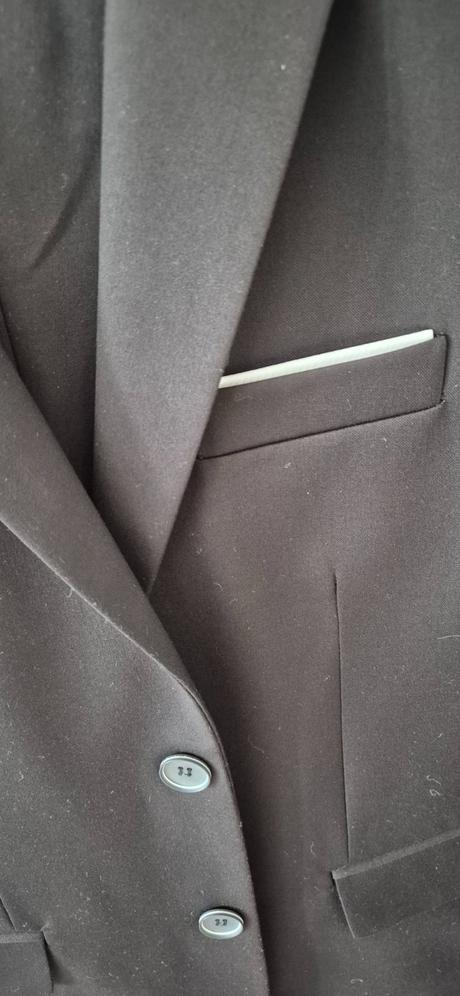 Chlapčenský oblek, 140