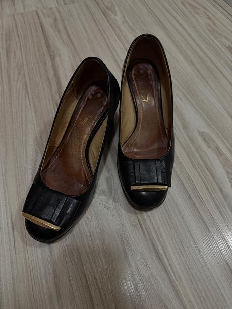 Dámske kožené lodičky, 36