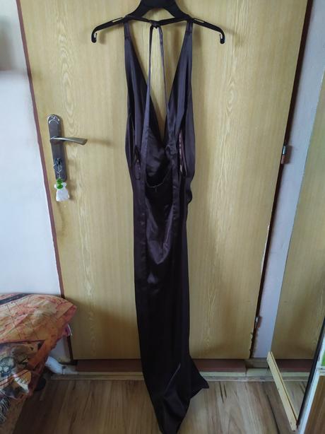 Spoločenské šaty, l