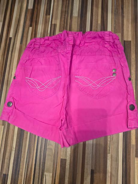 Šortky, dopodopo,128