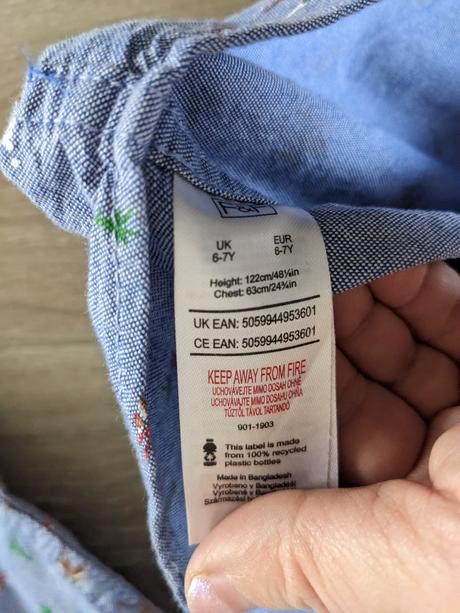 Vianočná košeľa, 122