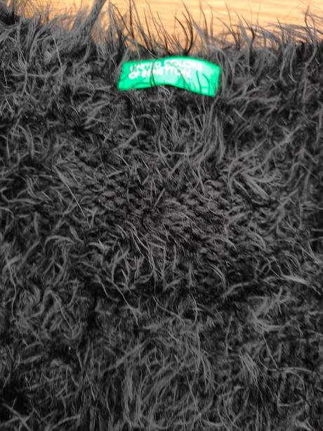 Chlpatý pulóver, benetton,158