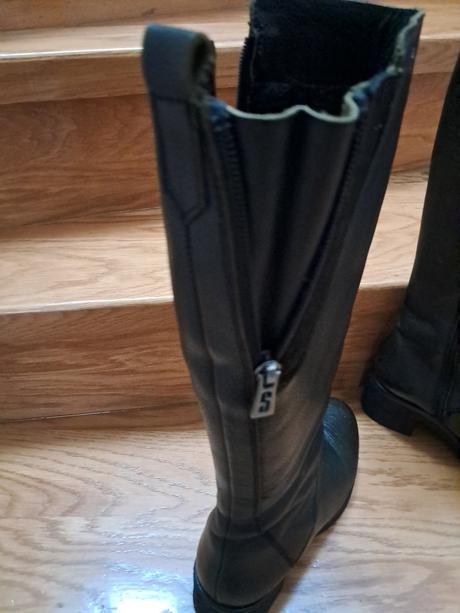 Dámske kožené tmavozelené čižmy simen 38, 38