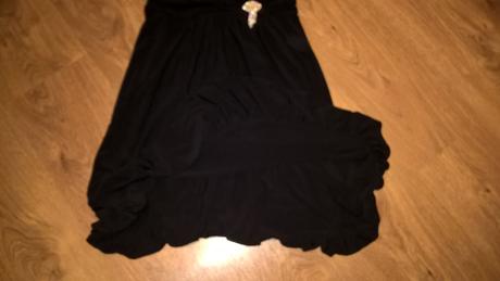 Dámske čierne šaty, 40
