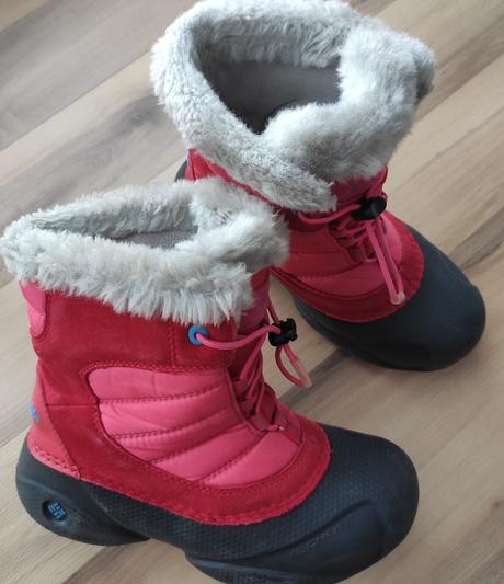 Snehule columbia, columbia,33