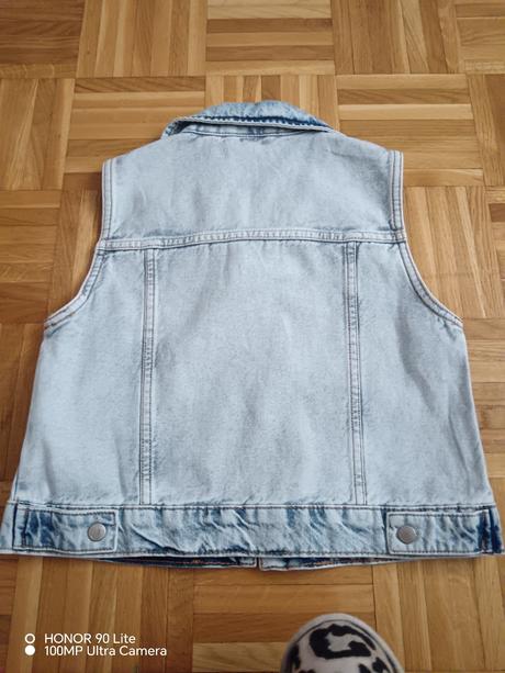 Krásna vesta 146 alebo xs, reserved,146 / 152 / 158 / xs