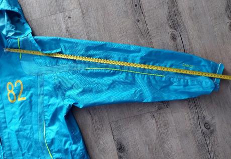 Belasá športová vetrovka jako, 164