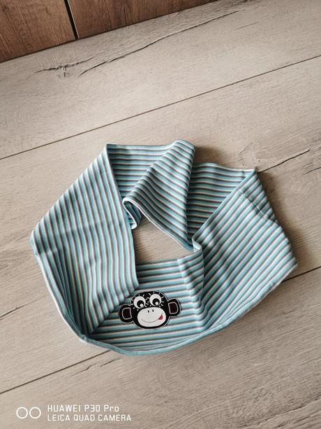 Nákrčník pinkie, pinkie