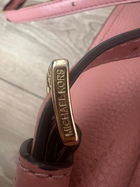 Krasny lososovy batoh michael kors, michael kors