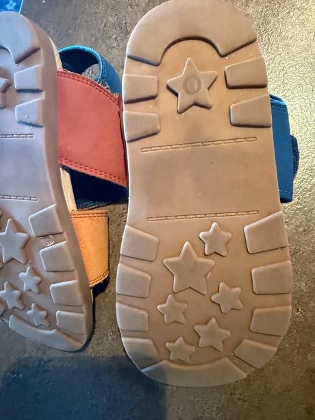 Next sandalky 29, next,29