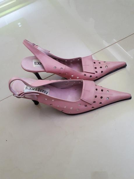 Ružové lodičky, 39