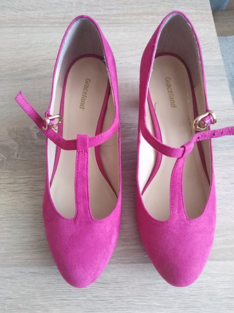 Topánky na opätku, graceland,37