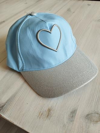 Šiltovka srdce, s
