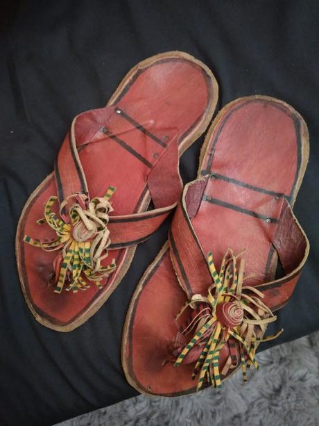 Letne kozene sandale/slapky/zabky, 37