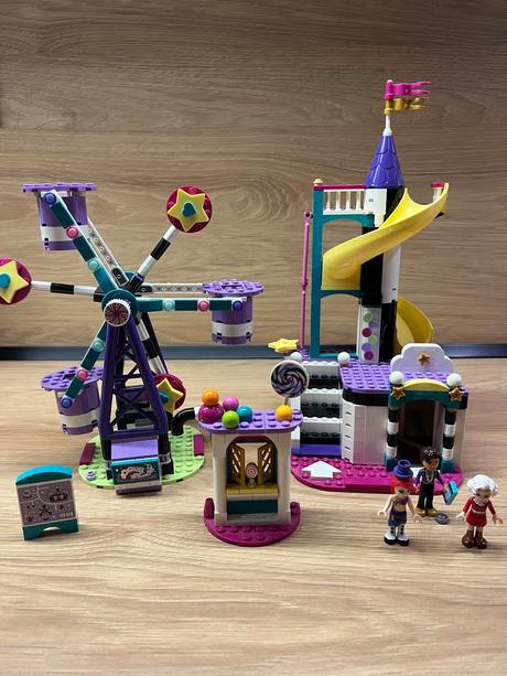 Lego friends 41689-lunapark, 