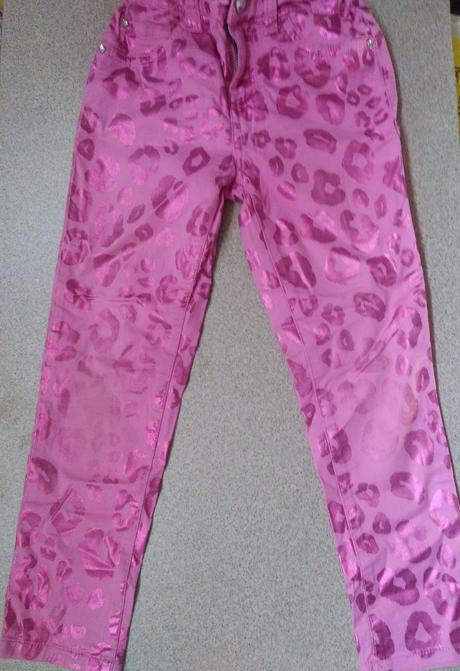 Lesklé nohavice, 116