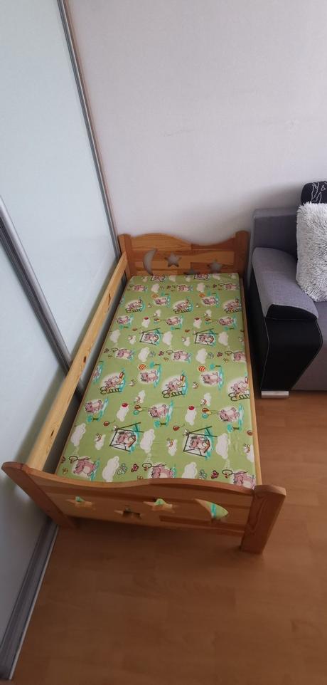 Detská drevenná posteľ, šírka (cm): 85,dĺžka (cm): 160