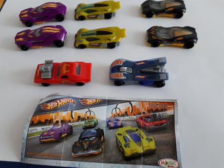 Kinder hracky,figurky, 