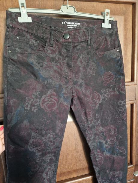 Čierne vzorované nohavice zn. zerres, 40