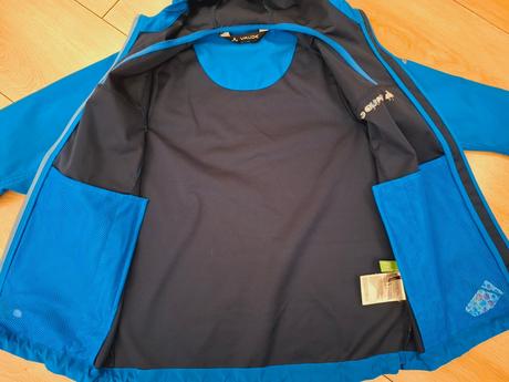 Softshellová bunda, 134