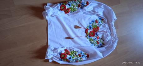 Dievčenská blúzka, 146