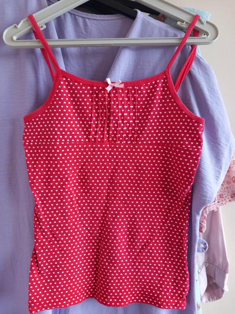 Tielko so srdieckami, 164