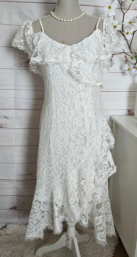 Nádherné čipkové šaty, l