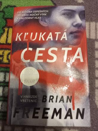 Freeman - kľukatá cesta, 