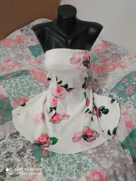 Kvietkovane spolocenske saty, s / xs